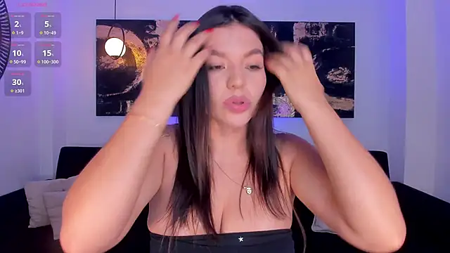 غرفة دردشة ValeriaRoldanX المباشرة