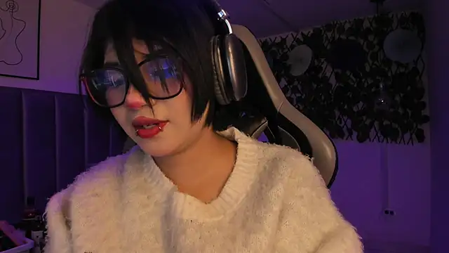 Kitty_Gang লাইভ চ্যাট রুম