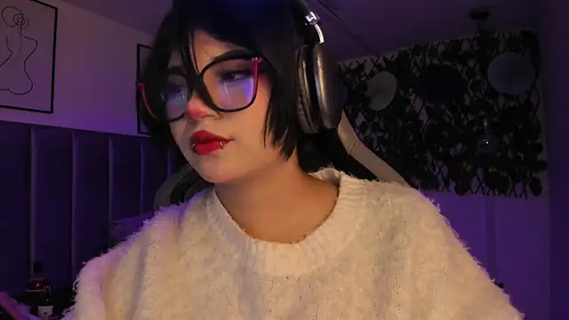 Kitty_Gang Adlı Modelin Canlı Sohbet Odası