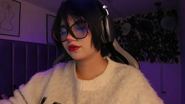 Kitty_Gang Adlı Modelin Canlı Sohbet Odası