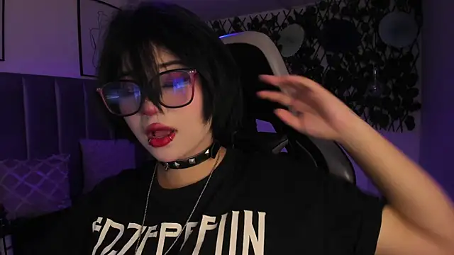 Živá chatovací místnost Kitty_Gang