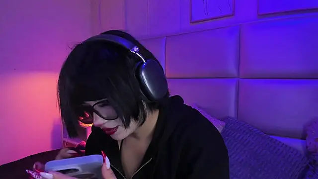 Kitty_Gang live-chat rom