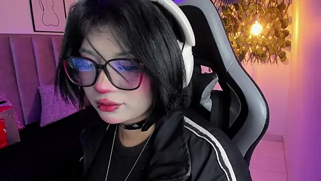 Kitty_Gang – live chatrum