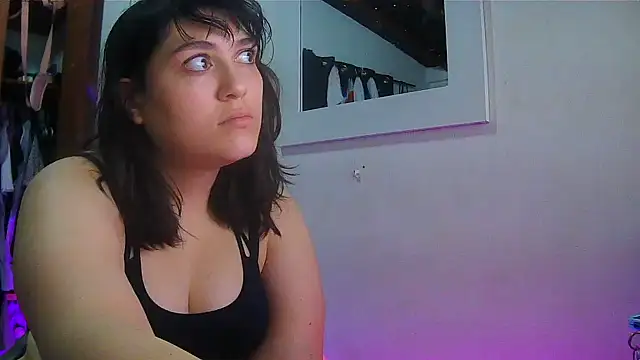 חדר צ'אט בשידור חי של soysara15