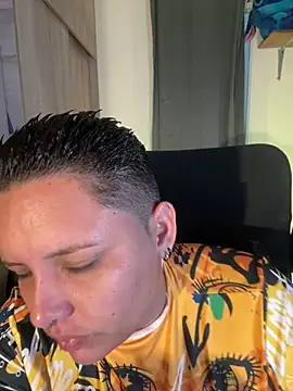 Chat soba uživo modela Mabelydani