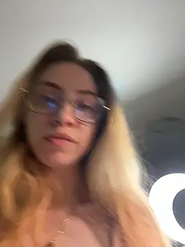Kitty_Katrine Cameră chat live