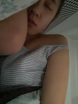 Liliya-77 Cameră chat live