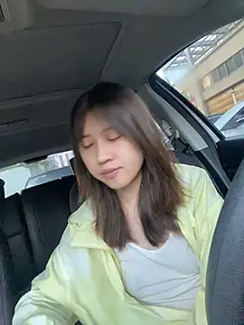Liliya-77 Ruang Obrolan Langsung