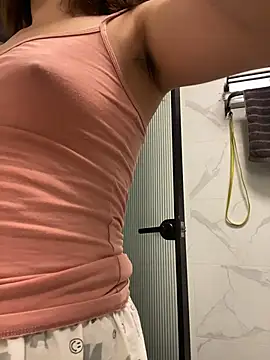 Liliya-77's Live Chat Room