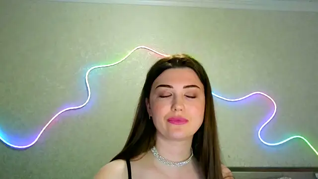 غرفة دردشة SeductiveTati المباشرة