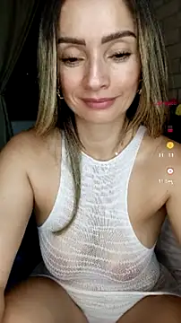 Chat soba uživo modela Loly_Horny