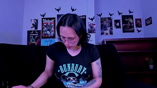 Pokój czatu na żywo – lilith-deveraux
