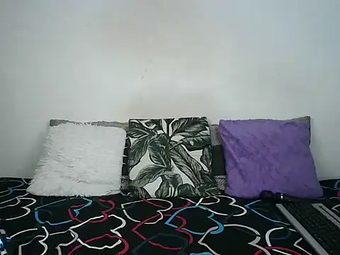Thickqueenxxx লাইভ চ্যাট রুম