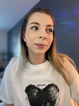 Mia_Ethan – Naživo chatovacia miestnosť