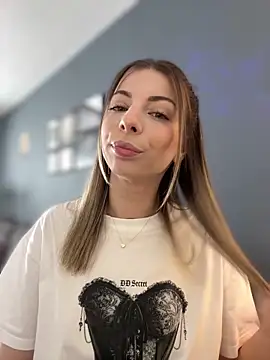 غرفة دردشة Mia_Ethan المباشرة