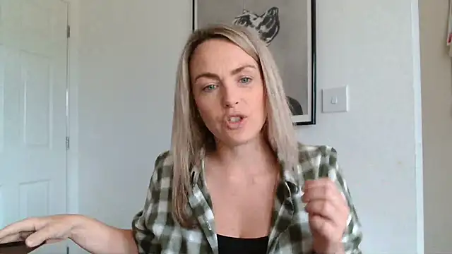 Sala de chat en directo de LouiseLovesFun