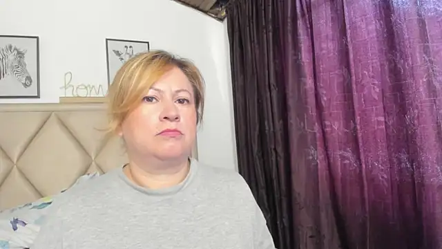 Živá chatovací místnost MonyCassius