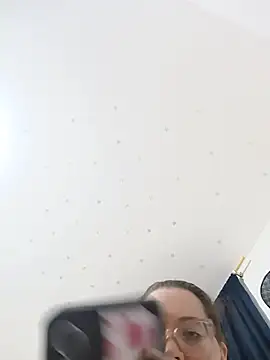 Živá chatovací místnost kkendallclark