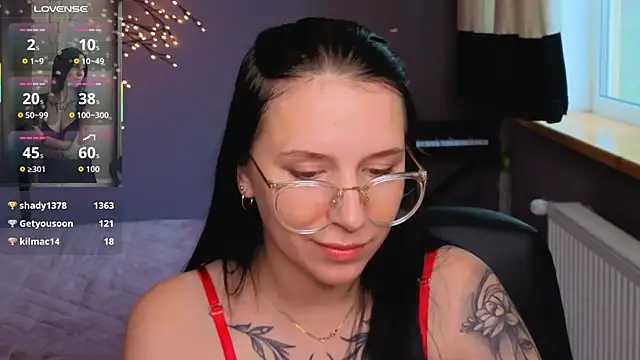 Phòng Chat Trực Tiếp KarolinaBlacks