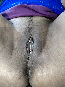Živá chatovací místnost Funnydarling421
