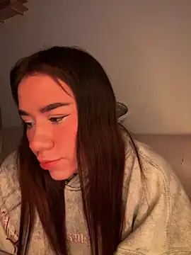 Im_Valen_Cute чат на живо