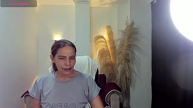 Milf_karlye 실시간 채팅방