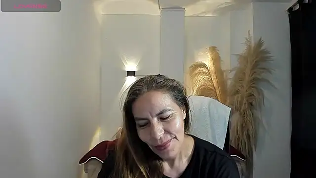 Milf_karlye чат на живо