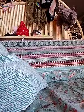 Phòng Chat Trực Tiếp Lyvera