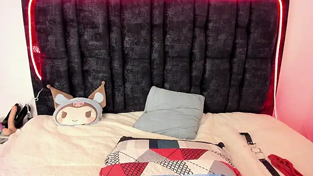 Aurora_Doll_ Ruang Obrolan Langsung