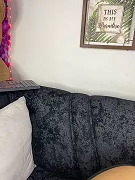 غرفة دردشة zulema_parvin المباشرة