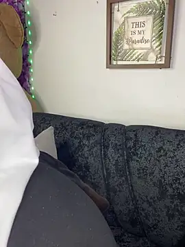 zulema_parvin 现场聊天室