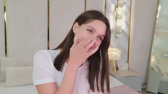 Živá chatovací místnost RihannaRose
