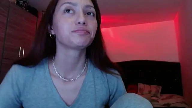 Sala de chat ao vivo de holy_juli