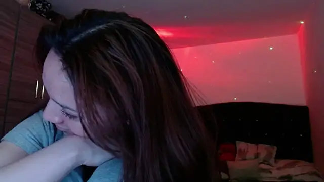 Živá chatovací místnost holy_juli