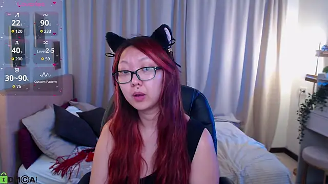 Chat soba uživo modela Marine_Vact