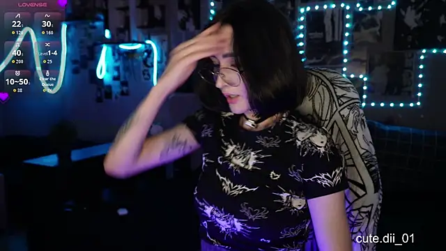 sayonara_6 লাইভ চ্যাট রুম