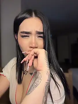 Nickiiiii чат на живо