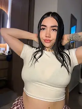 Nickiiiii чат на живо