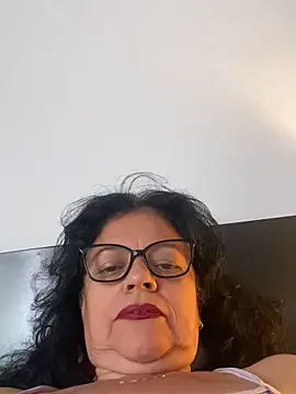 Živá chatovací místnost Sharongirl07