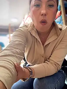 Živá chatovací místnost VIOLETA-25_