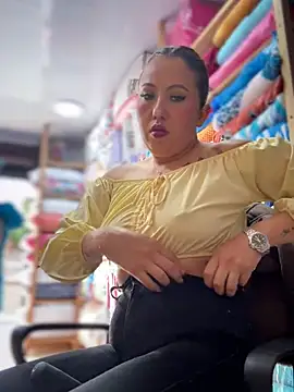 Živá chatovací místnost VIOLETA-25_