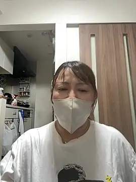 Mirika555's Live Chat Room