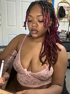 hippieangelbabii Adlı Modelin Canlı Sohbet Odası
