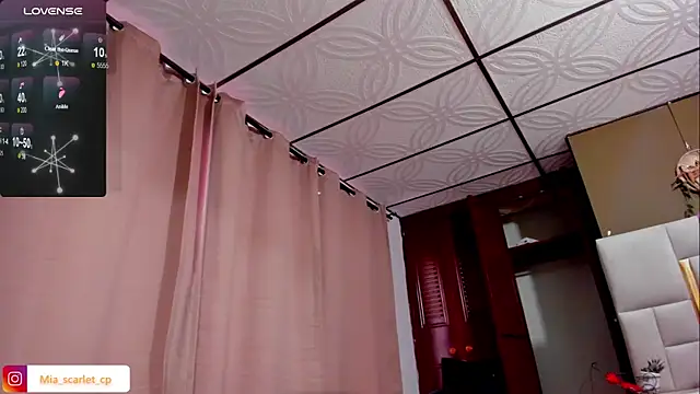Mia_scarlet69 실시간 채팅방