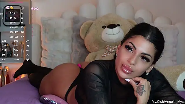 Angela_Myst's Live Chat Room