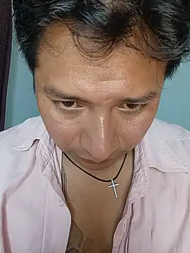 LucyCherry69 실시간 채팅방