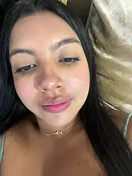 nicole_fisherr's Live Chat Room