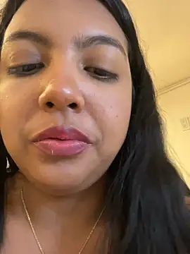 غرفة دردشة nicole_fisherr المباشرة