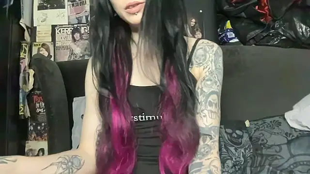 Show webcam porno en direct de MissMidnightUK