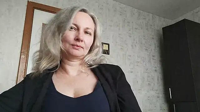 EdithManning's Live Chat Room